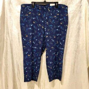 Blue Floral Cropped Capri Pants Size 3X Jules & Leopold